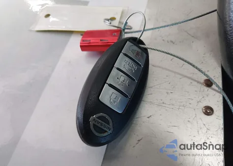 2017 Nissan Sentra Sr из США, поврежденный, VIN 3N1AB7AP1HY233697